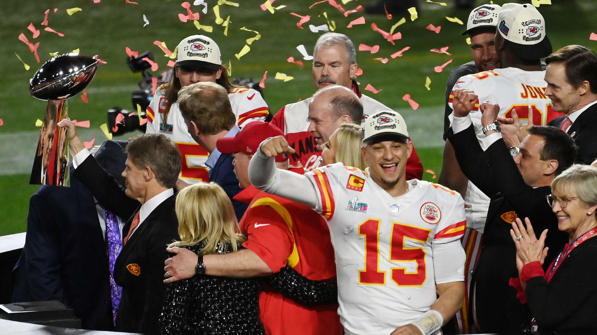 王晓瑞：失点的刘诚宇在球队内部致歉，把输球责任都揽在自己身上.