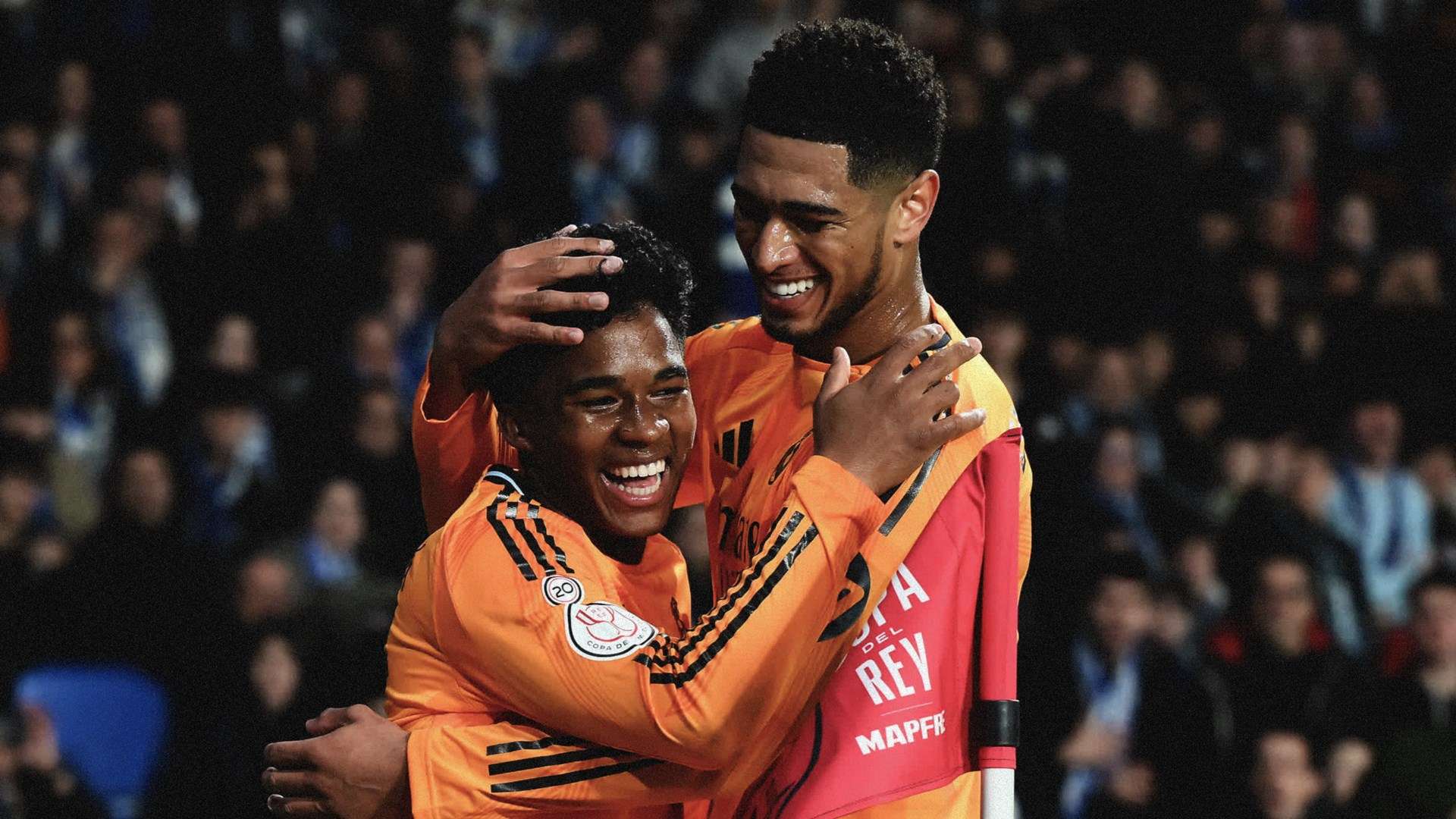 科林斯貢獻20分 馬卡缺陣 格蘭特得到19分 爵士隊以42分的優勢大勝開拓者止住5連敗.